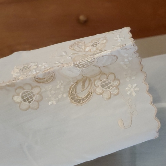 Vintage Embroidered Top / Blouse - Picture 4 of 7